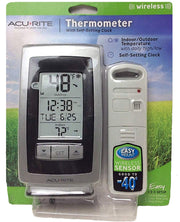 AcuRite front display showing indoor and outdoor temperatures for quick reference