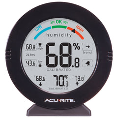 AcuRite close-up of sensor grille and buttons showing precise measurements benefit