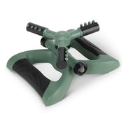 Amazon Basics front view showing full sprinkler and spray arms, clear coverage