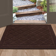 BEQHAUSE front view of brown door mat showing trap and style benefit