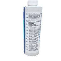 BioGuard PowerFloc liquid close-up highlighting concentrated texture for fast settling