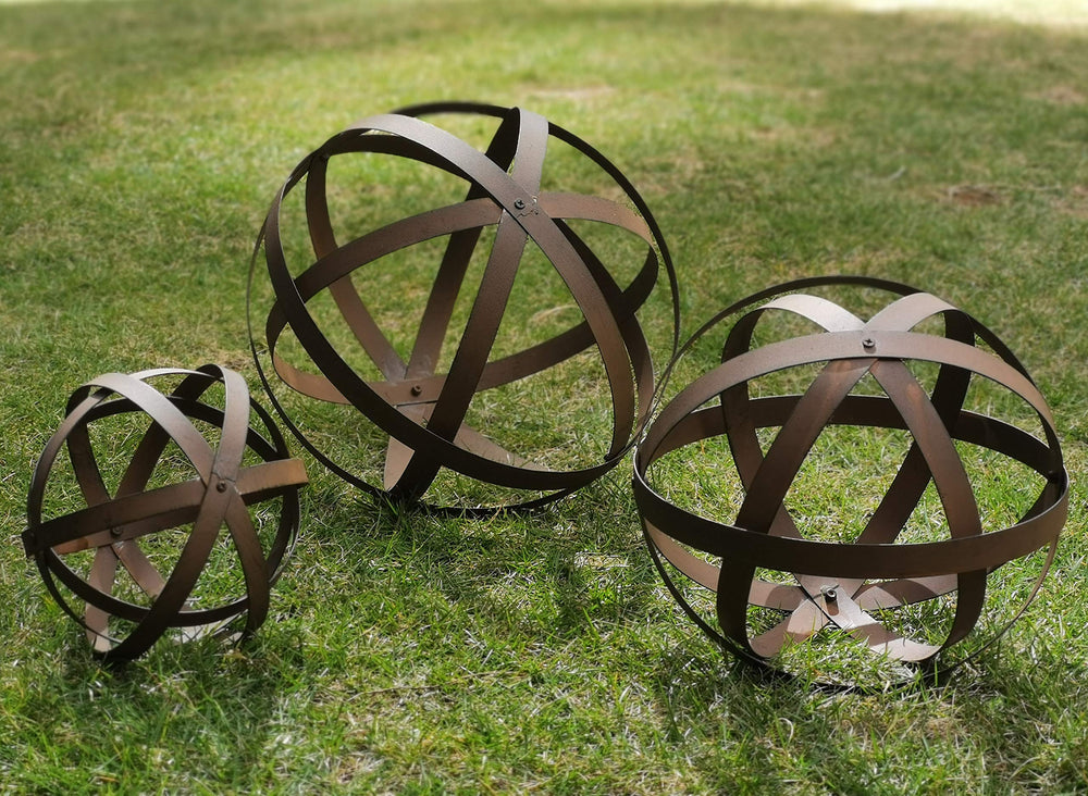 BSTGIFTS front view of three metal garden spheres showing set and sizes benefit visual interest