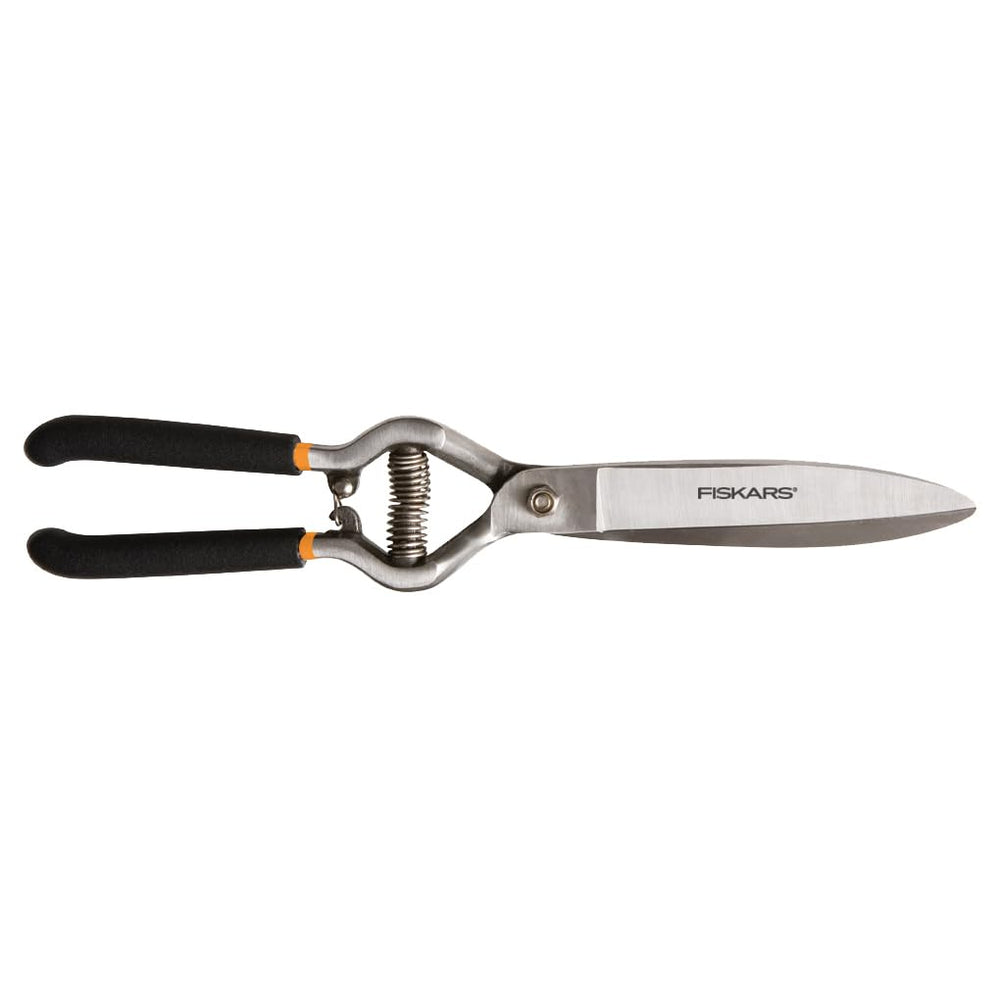 Fiskars front view of grass shears showing compact design and precise cutting