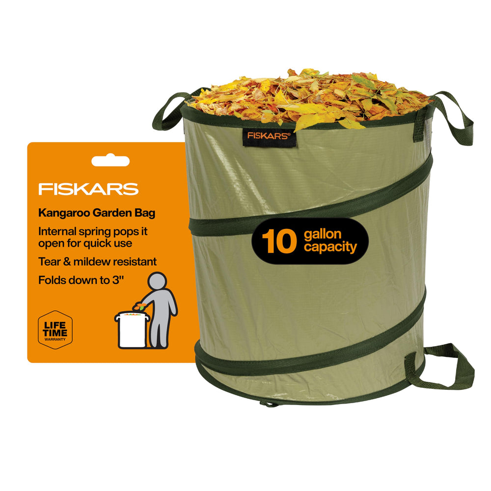 Fiskars Kangaroo front view showing compact, durable garden bag benefit portability