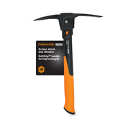 Fiskars Pro IsoCore front view showing balanced pick and hoe head for efficient digging