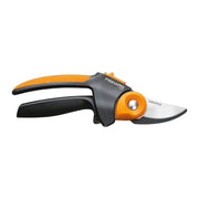 Fiskars front view showing pruner shape and practical form