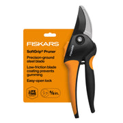 Fiskars SoftGrip front view showing tool shape and robust construction for reliable cutting