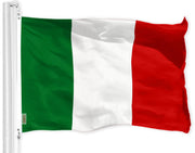 G128 front view of Italy flag showing vibrant colors and full design