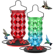 Grete Gotye front view red and green-blue feeders showing colors and capacity