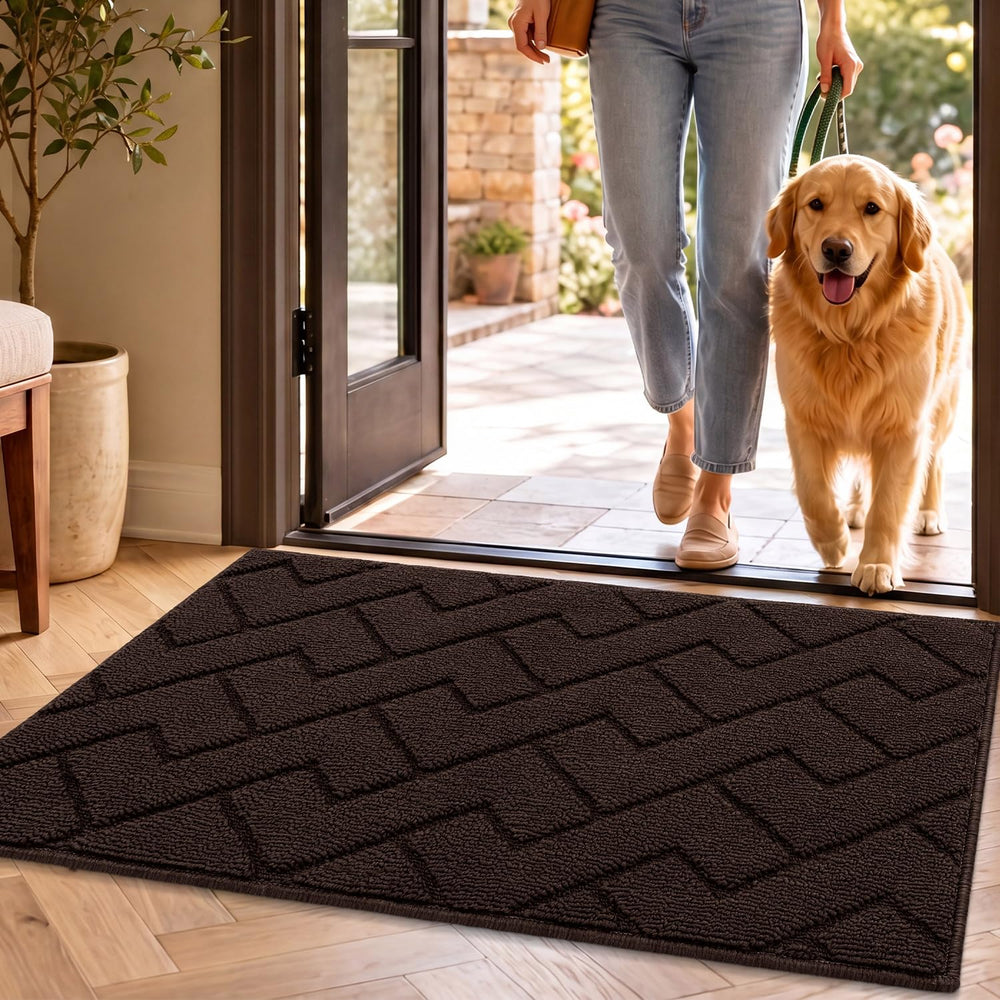 hicorfe front view of mat at doorway showing welcoming pattern and protection