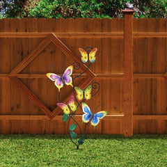 Juegoal stake placed in planter demonstrates quick garden installation