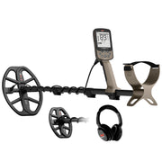 MINELAB X-Terra Elite front view showing controls and compact form for easy handling