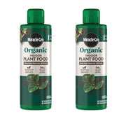 Miracle-Gro bottle front packaging showing product benefits for easy feeding