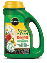 Miracle-Gro tub front view showing packaging and easy-pour lid for convenient storage
