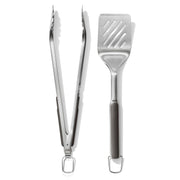 OXO turner front view showing wide head for easy flipping