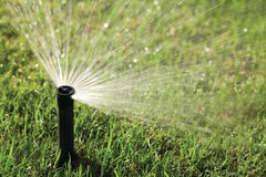 Rain Bird HE-VAN-15 close-up of nozzle tip and click-adjust for precise arc control benefit