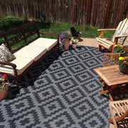 SAND MINE front view of 5x8 rug showing lattice pattern and clean coverage