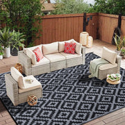 SAND MINE front view 8x10 rug shows lattice pattern and modern curb appeal