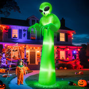 TURNMEON front view of 12 ft alien showing spooky yard presence