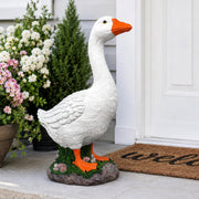 UKENEM front view of goose statue showing realistic appeal and welcoming curbside charm