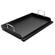 Uniflasy griddle front view showing full flat-top and edges for versatile cooking