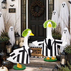 Vzuito goose on front step lifestyle scene attracting attention