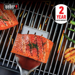 Weber precision spatula close-up of three-sided beveled edge for precise lifting and minimal tearing