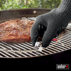 Weber pro ambient probe placed inside grill demonstrating real-time ambient temperature control