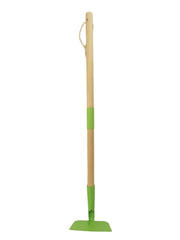 Xifando front view small green hoe showing size and kid-friendly design