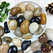 YISZM front of bag showing 2lbs mixed pebbles for easy selection