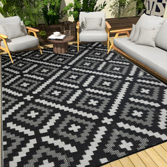 YONILE outdoor rug front view showing full 8x10 coverage and neat edges for outdoor comfort