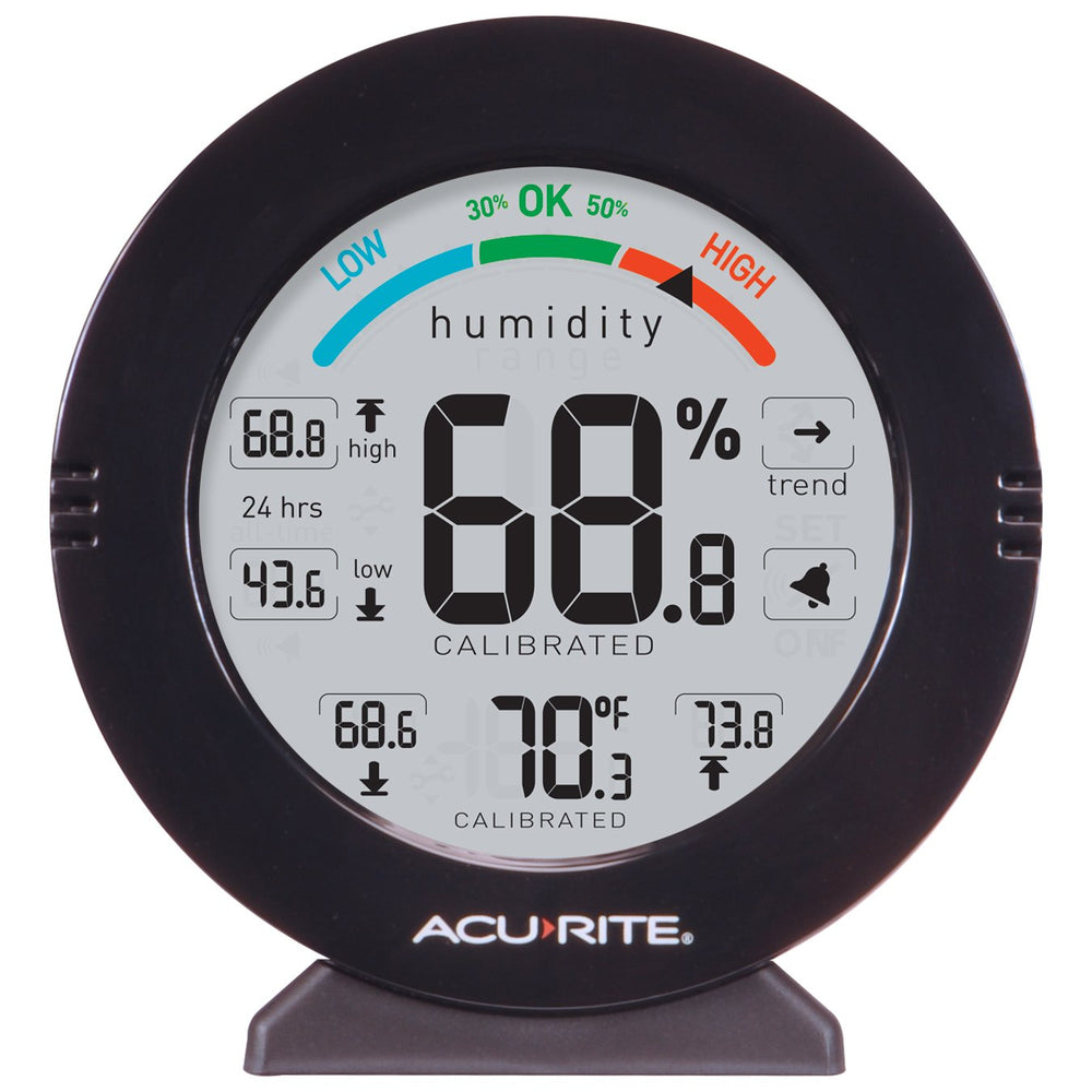 AcuRite close-up of sensor grille and buttons showing precise measurements benefit