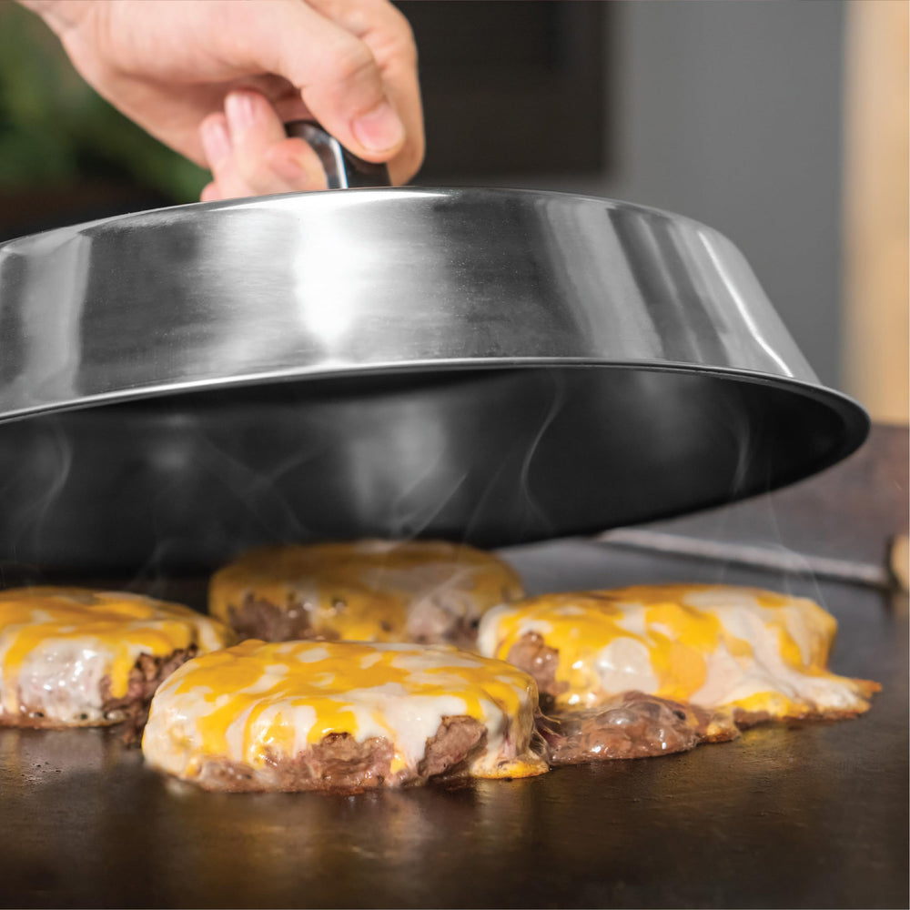 Blackstone heat-resistant handles detail demonstrating safe comfortable grip