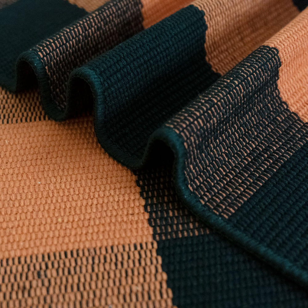 CAINANEL packaging and label detail highlights quality craftsmanship