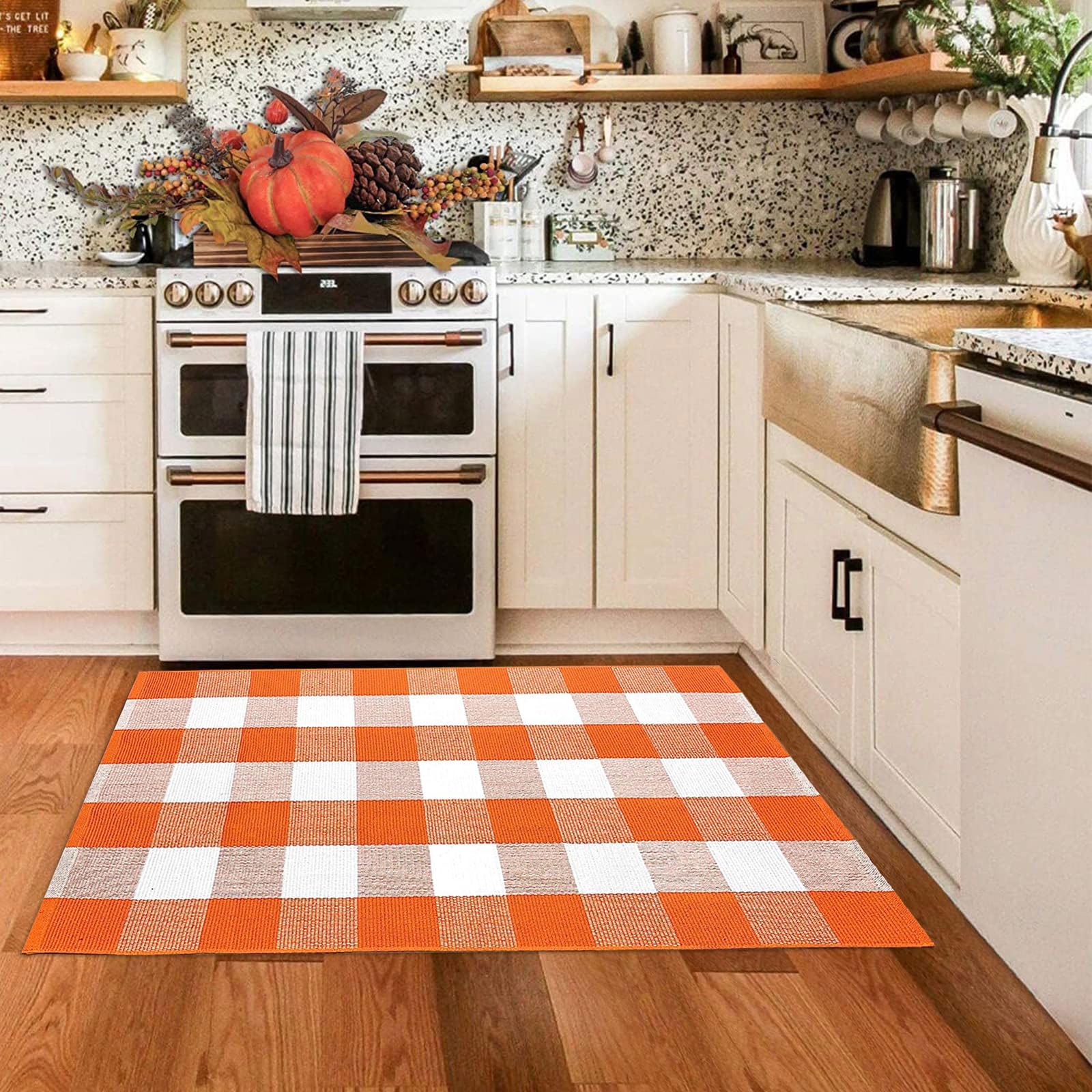 CAINANEL folded rug detail illustrating easy storage and portability