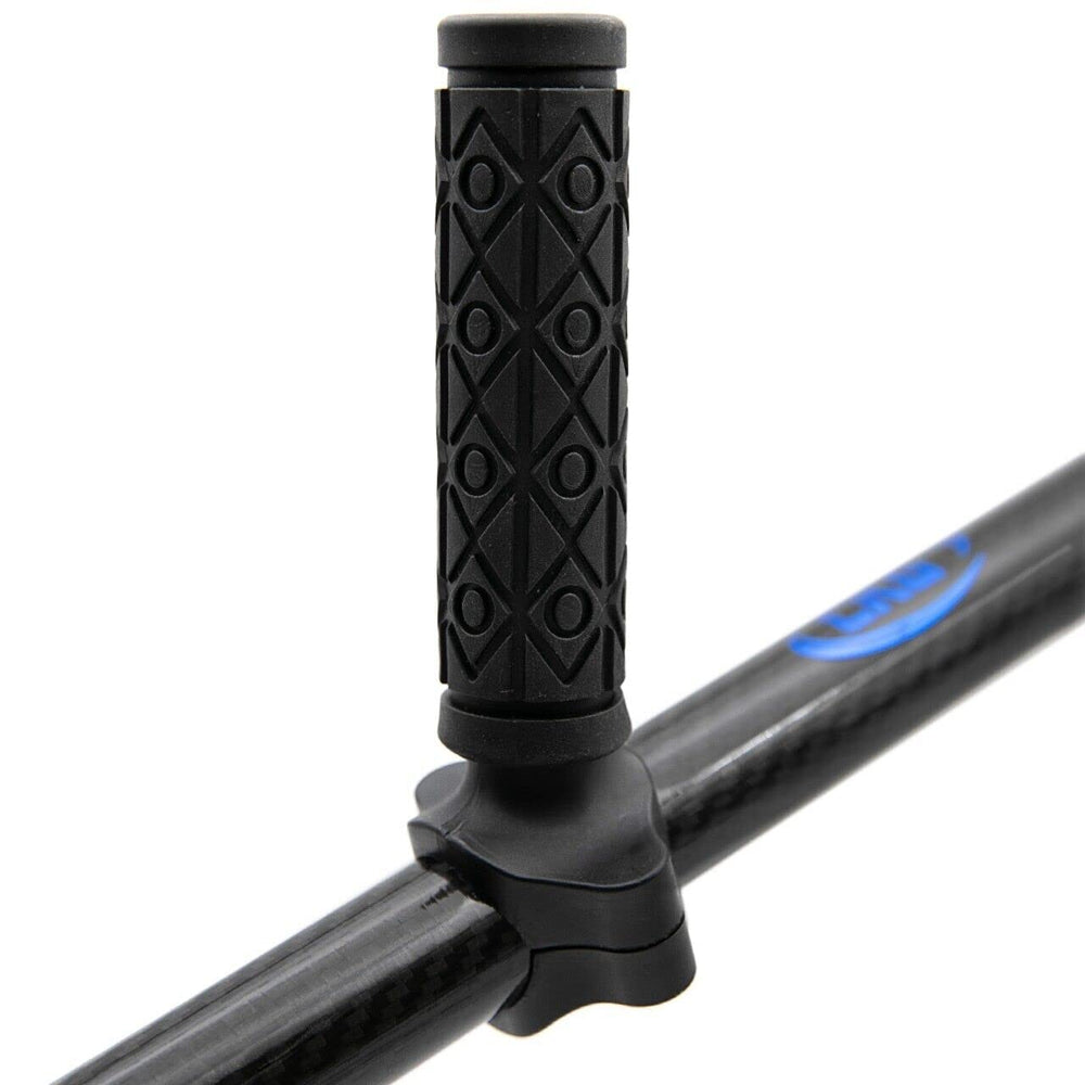 CKG pull handle front view showing grip and fit for easy handling