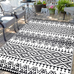 DiiKoo rug front pattern showing boho design and durable waterproof benefit