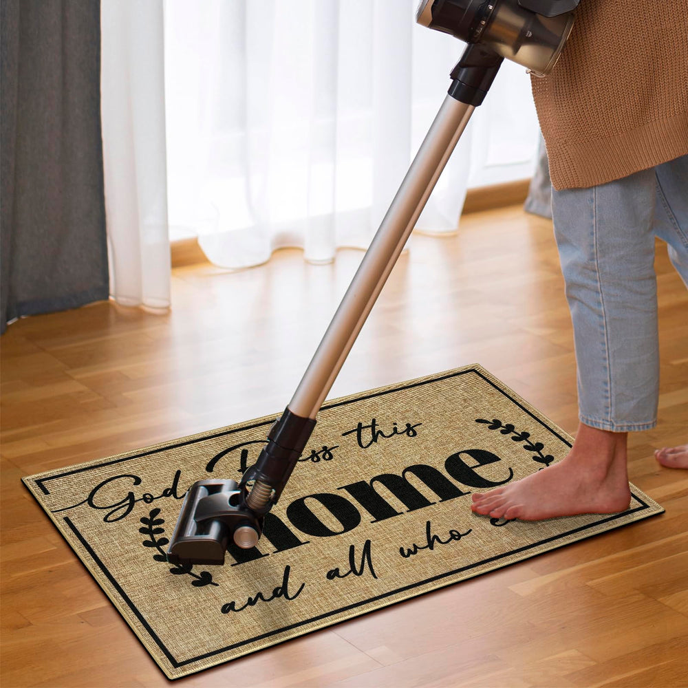 Easma mat edge detail illustrating weather-resistant weave and durability