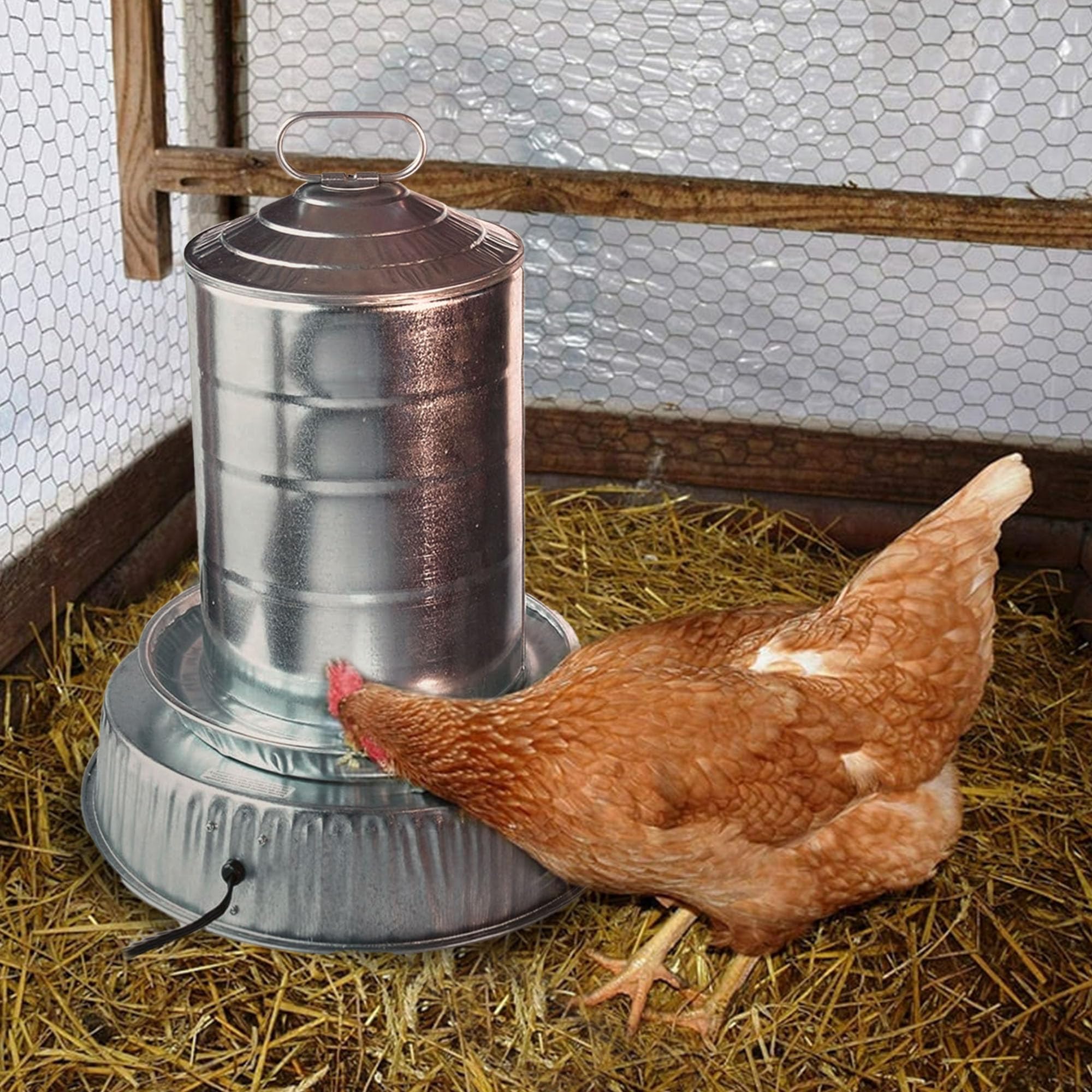 Farm Innovators HP-125 thermostat label detail illustrating automatic temperature activation