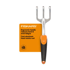 Fiskars front view showing durable head and overall tool benefit