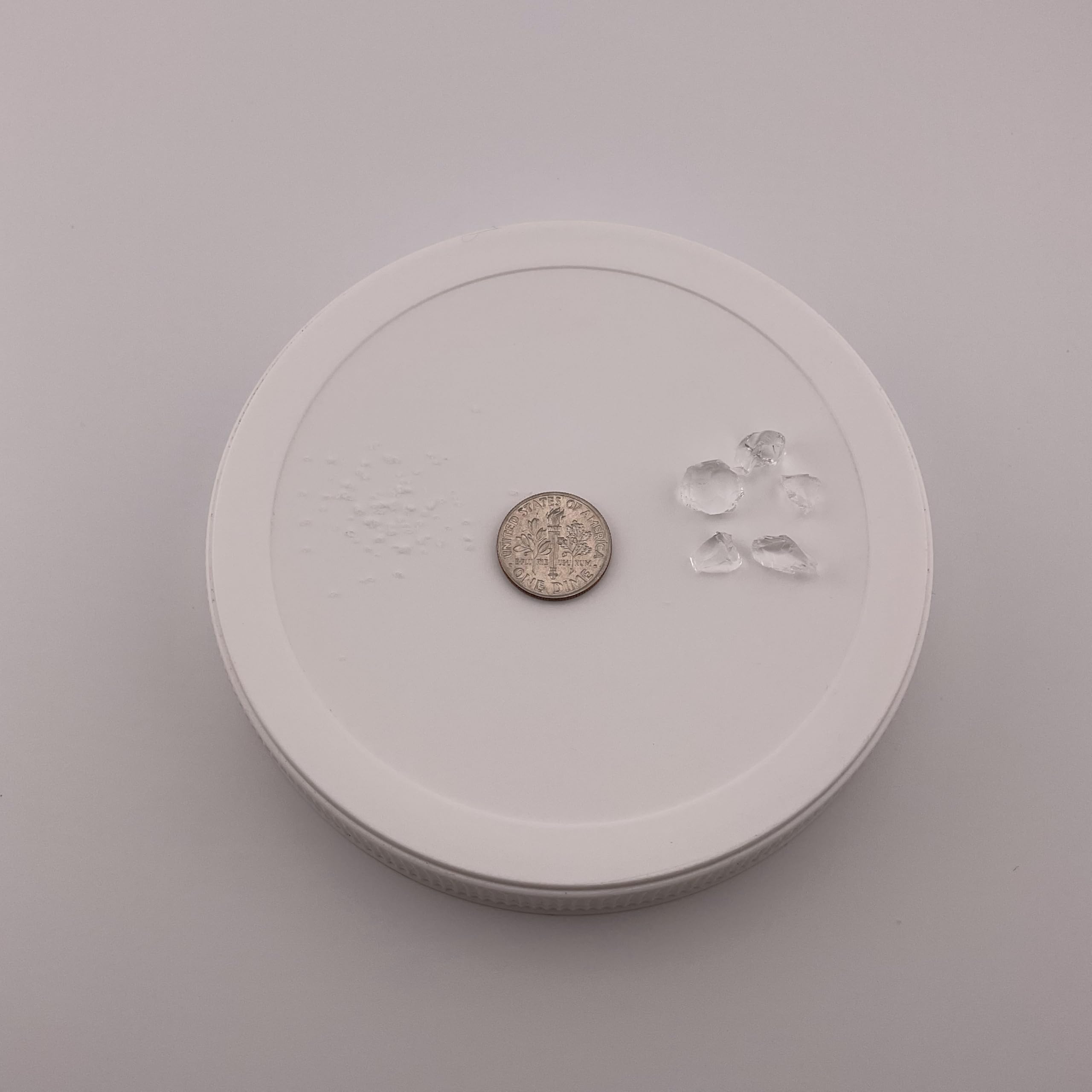 Five-Star Feeders close-up of uniform dry crystals indicating clean handling