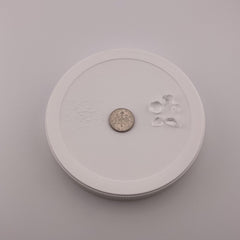 Five-Star Feeders close-up of uniform dry crystals indicating clean handling