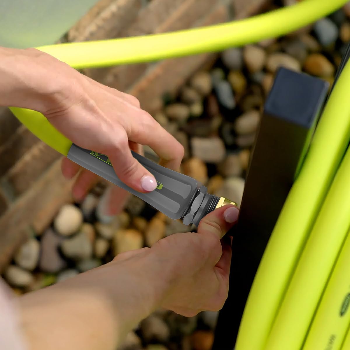 Flexzilla hose laid flat showing zero memory for neat, tangle-free placement