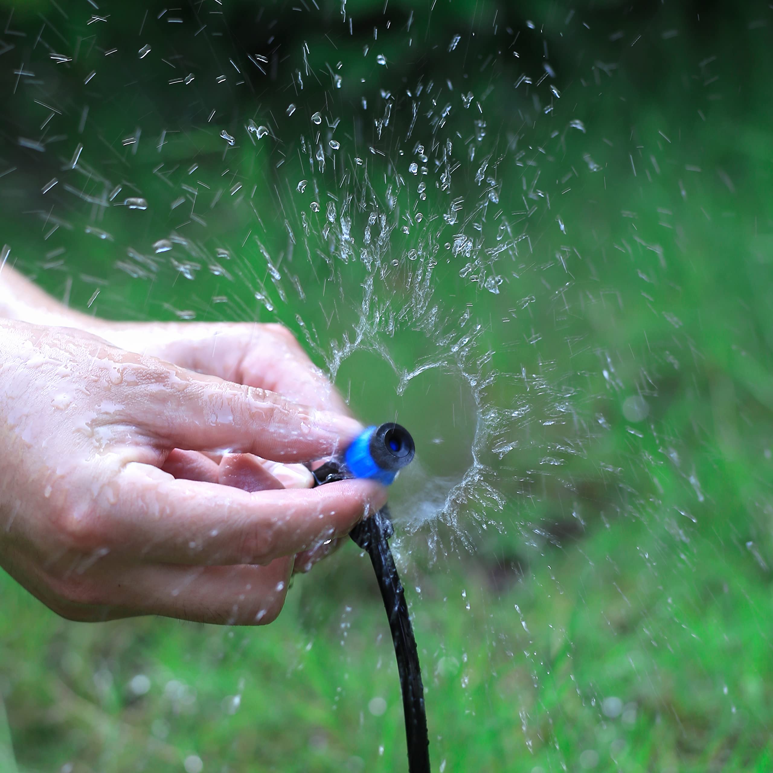 FULAIERGD spraying pattern over garden bed showing even water distribution