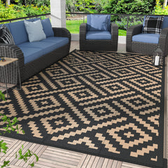 GENIMO rug front view showing clean dark geometric pattern and hidden dirt benefit