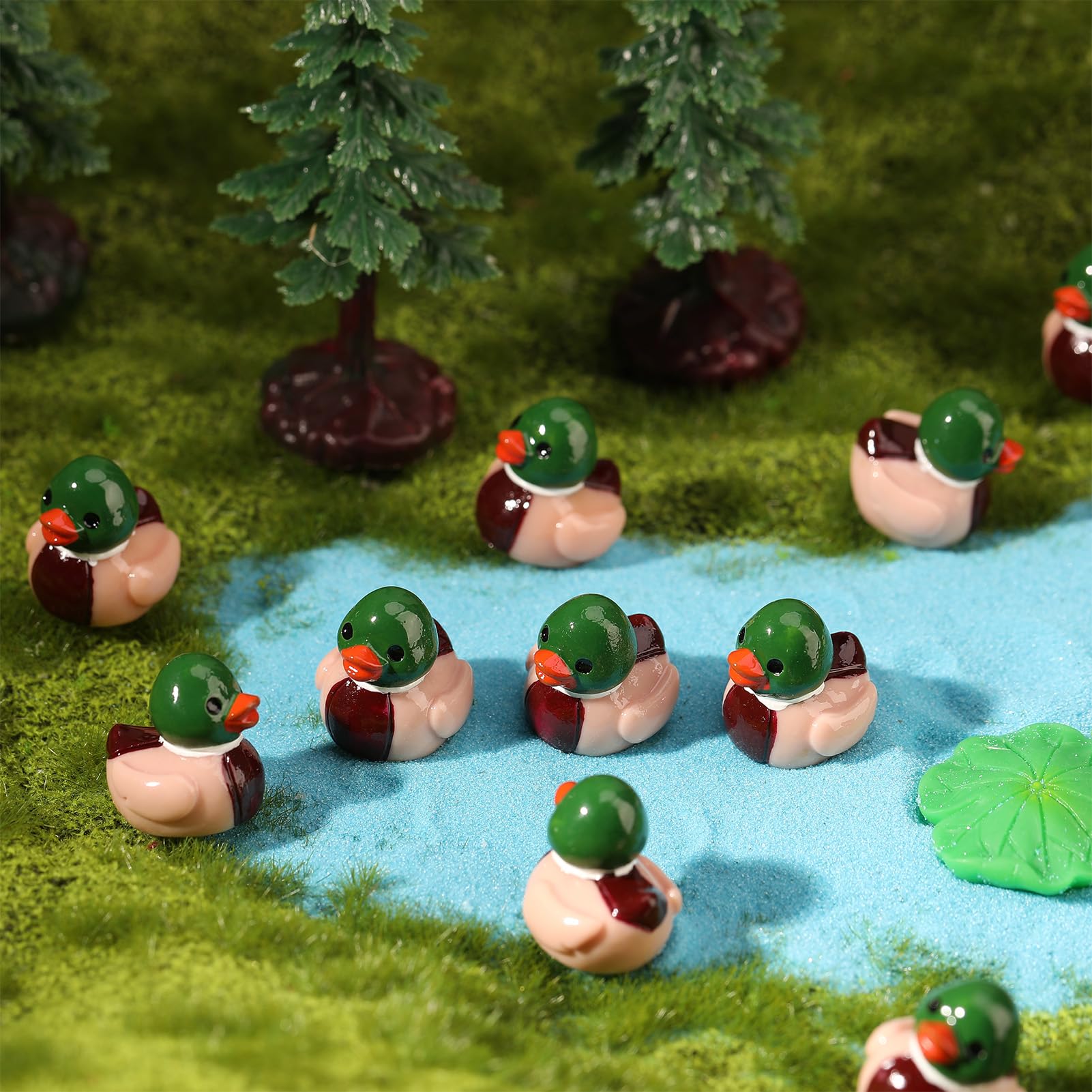 GGSTDDUP all 50 mini mallard ducks spread out to show quantity and consistency