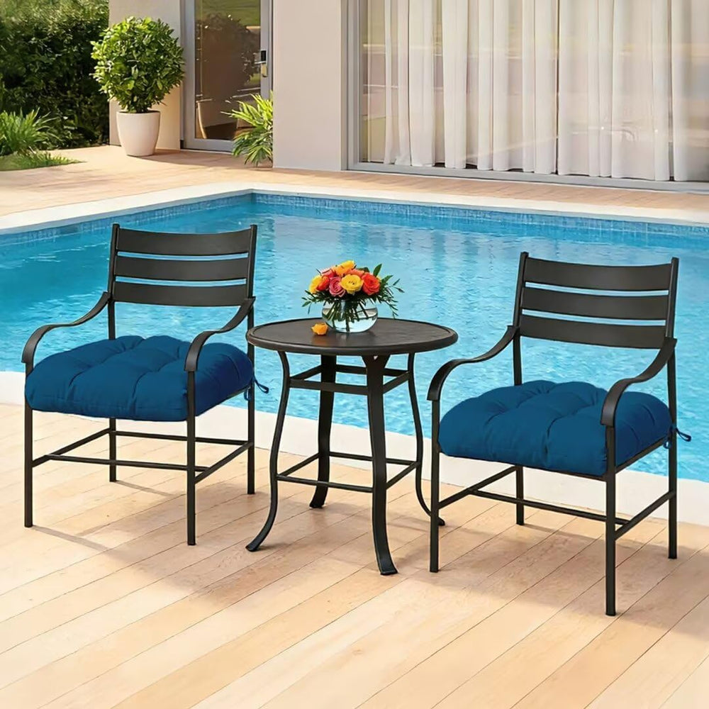 HAPACE close-up tufted texture highlighting even fill and long-lasting comfort
