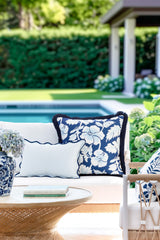 Hofdeco Premium close-up of navy scalloped edge showing refined detail