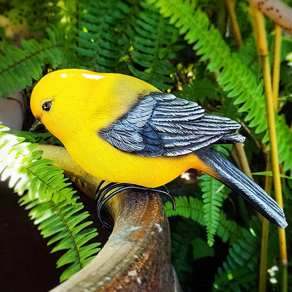 JARPSIRY detail of beak and eye enhancing realistic appeal