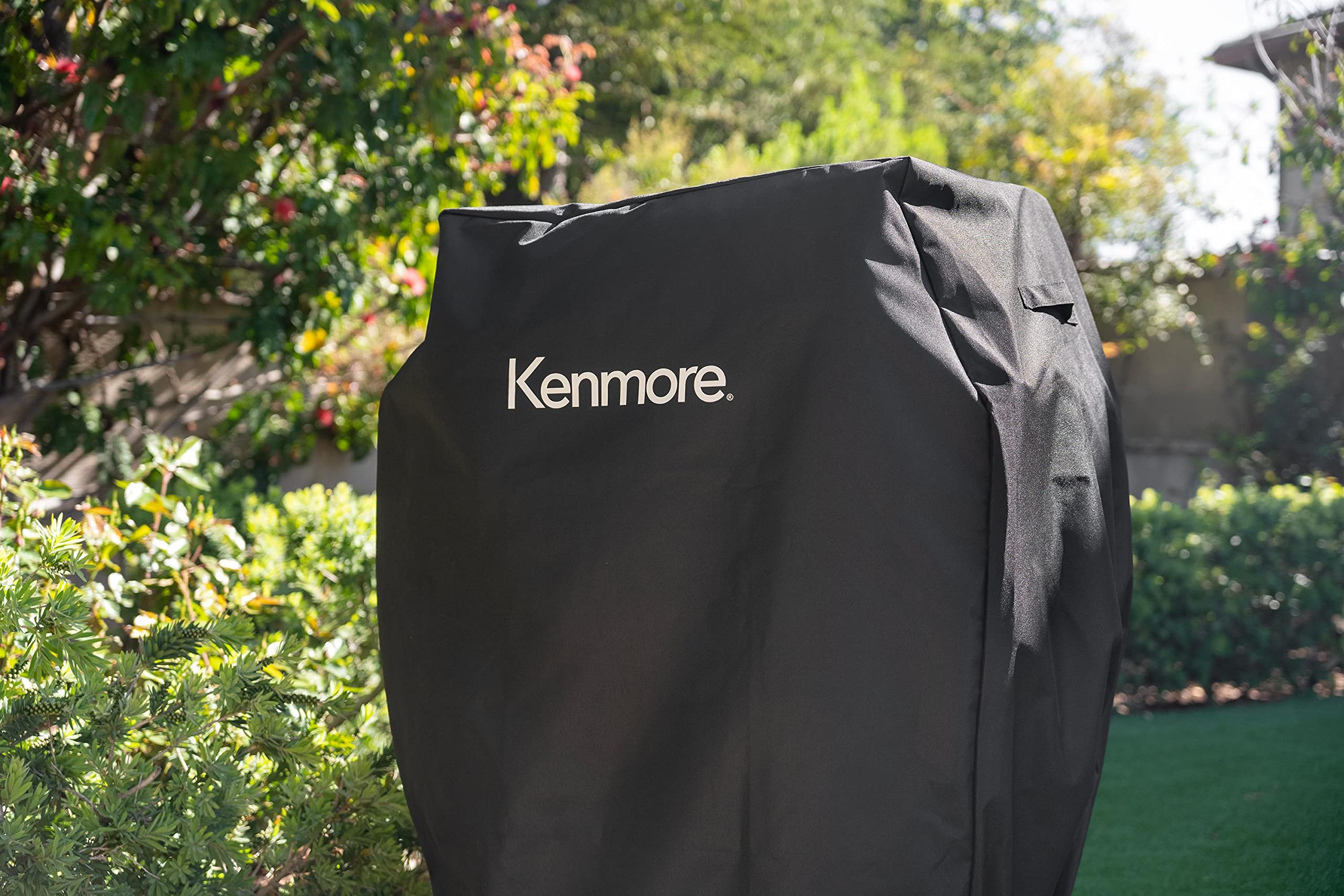 Kenmore full grill covered demonstrating complete weather protection